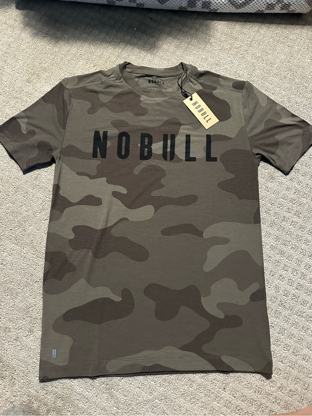 NWT Men’s No Bull Short Sleeve Training Shirt Green Camo Size Small